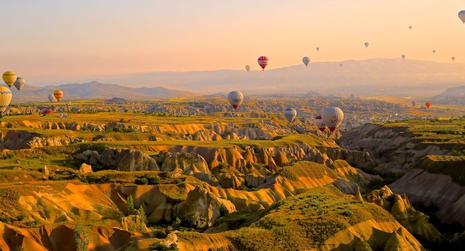 photo-1433838552652-f9a46b332c40-1